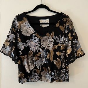 California Moonrise Floral Sequin Top Size Large